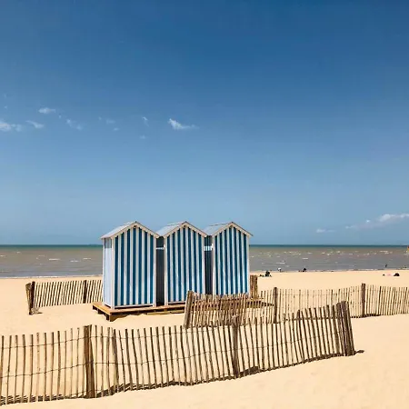 Proche A Avec Terrasse Et Parking - Animaux Admis - Fr-1-706-9 * Châtelaillon-Plage