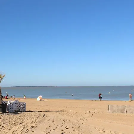 Proche A Avec Terrasse Et Parking - Animaux Admis - Fr-1-706-9 Apartmán *